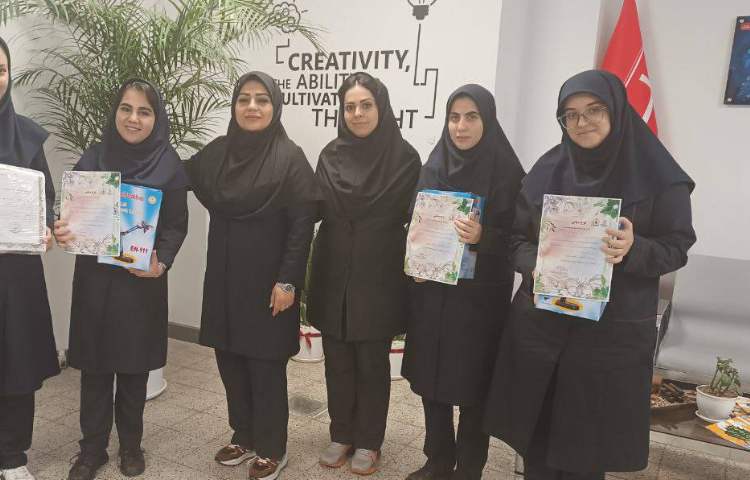 تقدیر از نفرات برتر قرآن و عترت و نوجوان سالم منطقه 11 1