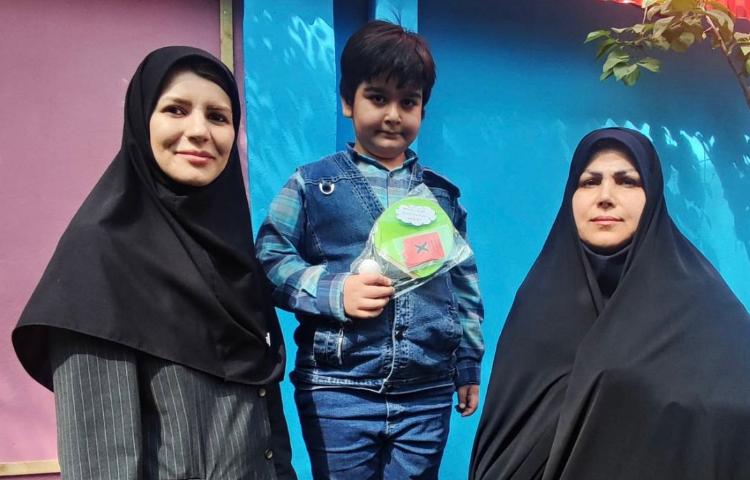 :تقدیر از نفرات برتر کاریبو 12