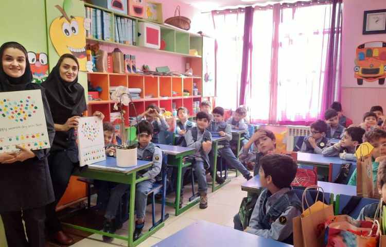 تقدیر اولیای عزیز به مناسبت روز زن و مادر 4