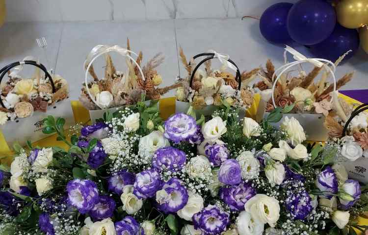 تقدیر اولیا از پرسنل مدرسه 1