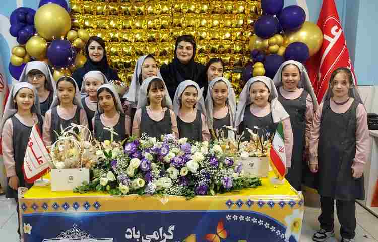 تقدیر اولیا از پرسنل مدرسه 14