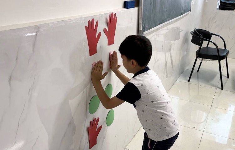 تقویت دست ورزی در کلاس زبان 3