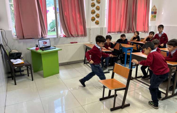 تقویت دست‌ورزی و مهارت حافظه دیداری-زنگ زبان عمومی 1