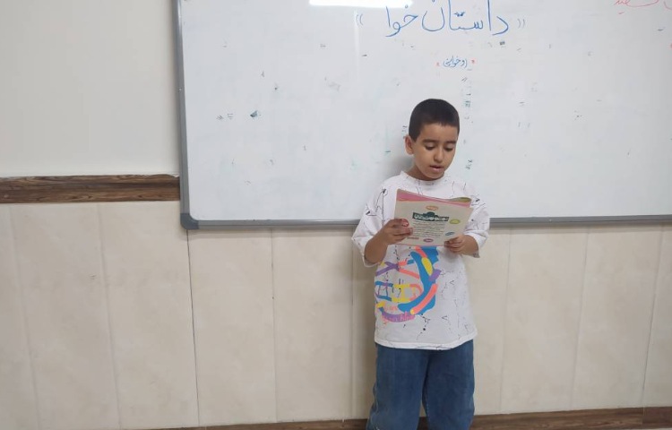 تقویت روان خوانی با هدف تقویت مهارت خواندن ، درک و تحلیل مناسب از متن ، تقویت فن بیان و زبان بدن و گ 2