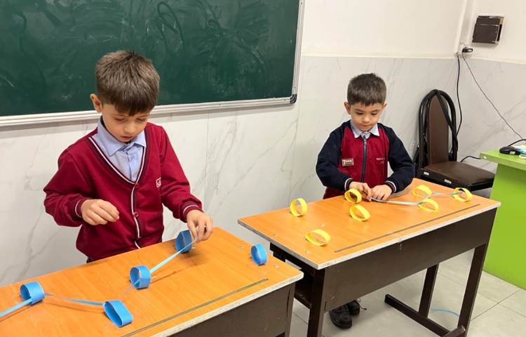 تقویت مهارت دست‌ورزی در زنگ زبان انگلیسی 4