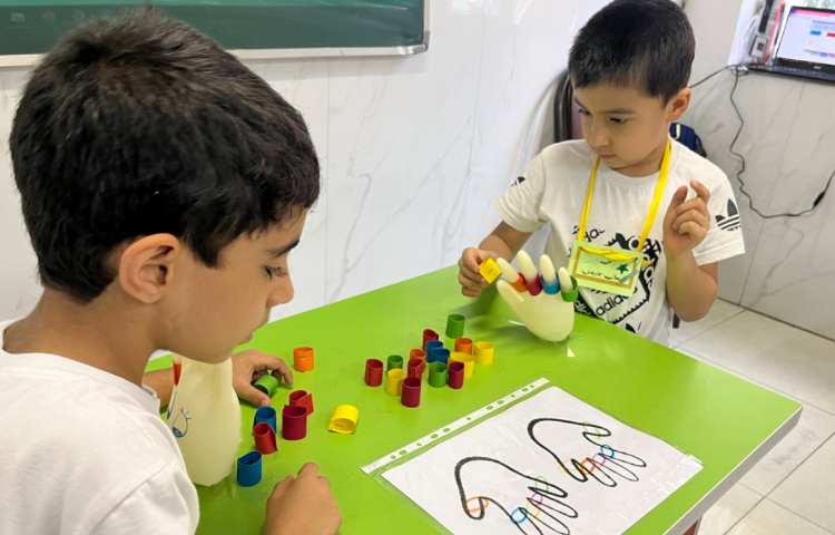 تقویت مهارت دست‌ورزی و هماهنگی ذهن و دست در زنگ زبان 1