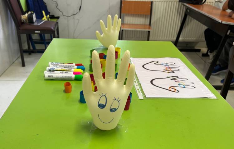 تقویت مهارت دست‌ورزی و هماهنگی ذهن و دست در زنگ زبان 7