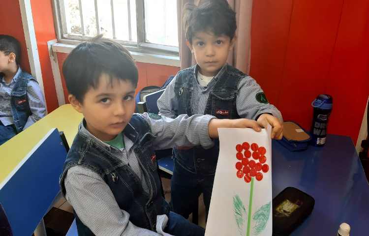 تقویت مهارت دست ورزی Making a flower