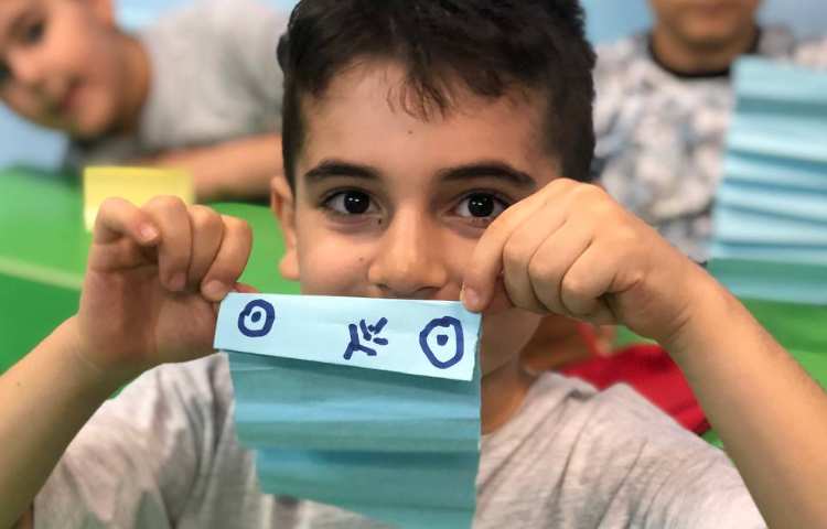 تقویت مهارت های حرکتی در کنار آموزش زبان 5