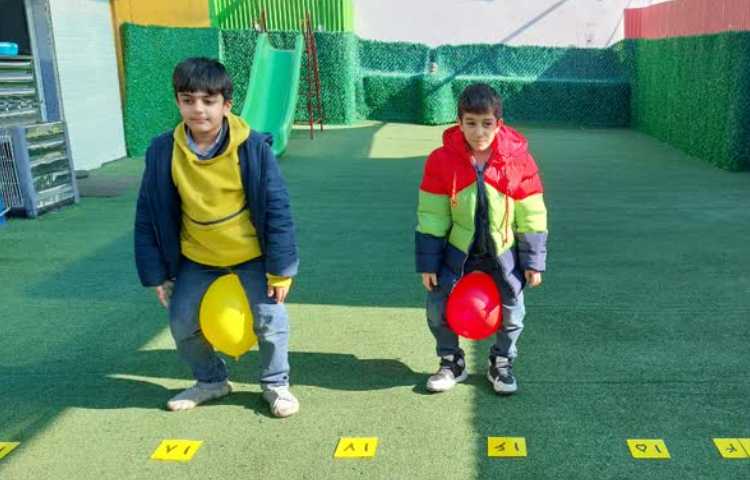 تلفیق بازی دبستانی با درس ریاضی 5