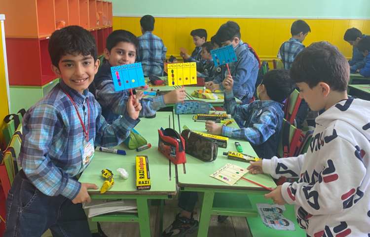 :تلفیق ریاضی و هنر در مبحث عدد هزار، کلاس زمین و مریخ 3