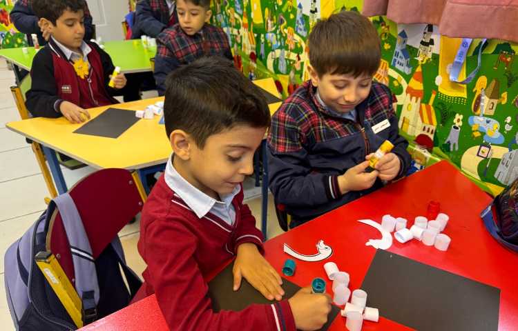 تلفیق ماهرشو و خوانداری:کاردستی قو برای تثبیت نشانه‌ی (او)