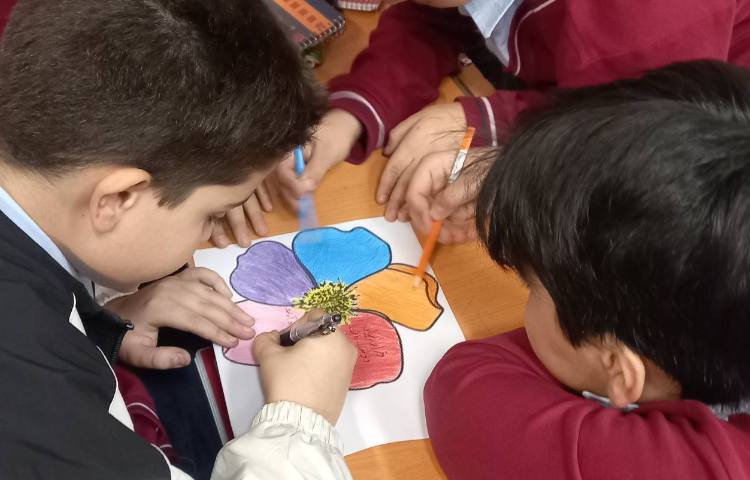 تلفیق هنر و هدیه‌های آسمان با هدف مرور خصوصیات بارز اخلاقی پیامبر اسلام 3