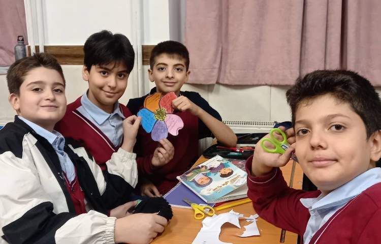 تلفیق هنر و هدیه‌های آسمان با هدف مرور خصوصیات بارز اخلاقی پیامبر اسلام 6