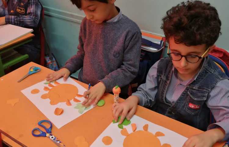 تلفیق کلاژ و نقاشی 3