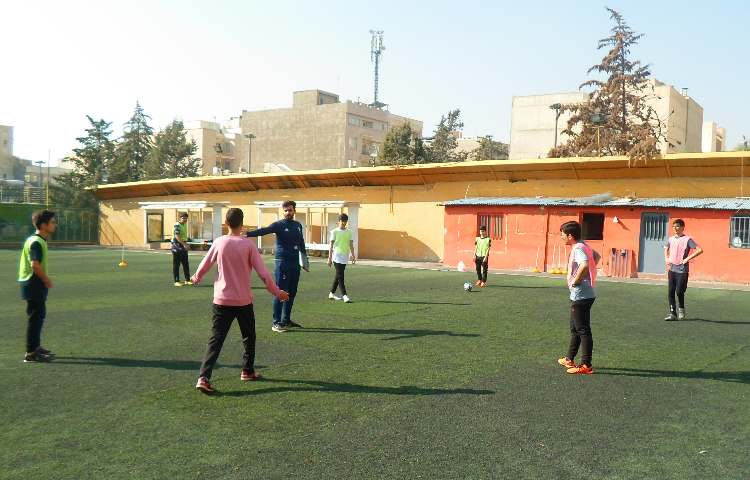 تمرینات و آماده سازی تیم منتخب مدرسه 2