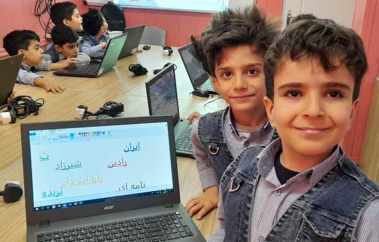 تمرین ابزار نوشتن در نرم افزار paint 1