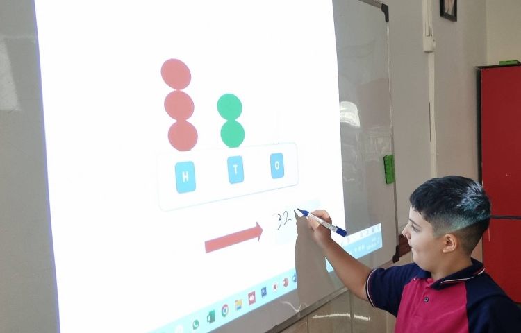 تمرین ارزش مکانی اعداد-زنگ Math 3