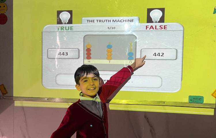 تمرین ارزش مکانی و خواندنِ اعداد سه رقمی-زنگ Math 1