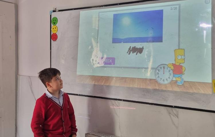 تمرین اسامیِ مربوط به آب و هوا با بازی پاورپوینتی-زنگ زبان عمومی 4