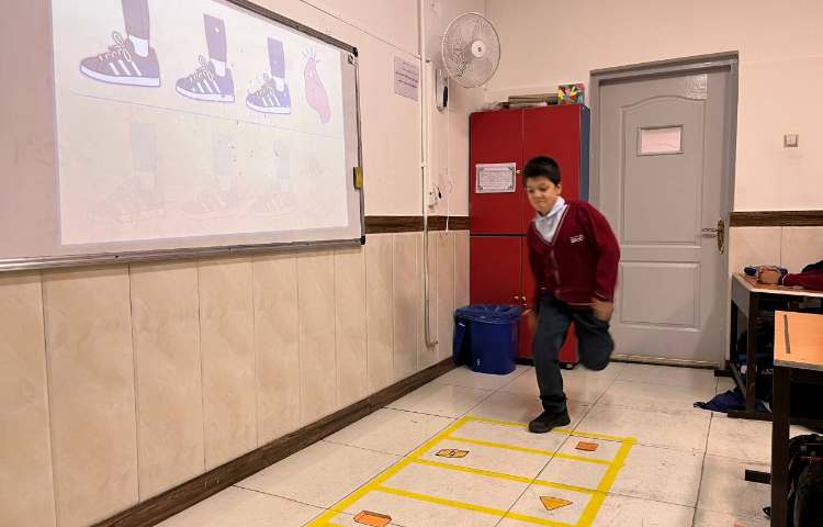 تمرین اشکال سه‌بعدی-زنگ Math 3