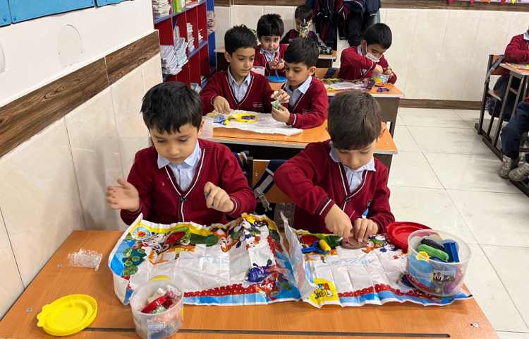 تمرین اشکال هندسی با خمیر بازی-زنگ Math 8