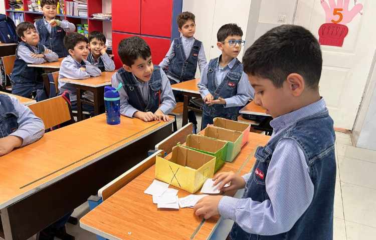 تمرین اشکال هندسی در زنگ ریاضی به زبان انگلیسی