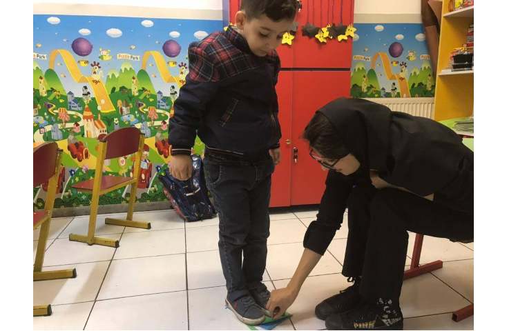 تمرین اعداد یک تا سه و بازی با فلش کارت 4