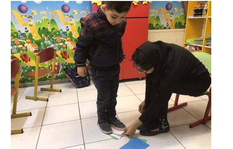 تمرین اعداد یک تا سه و بازی با فلش کارت 5