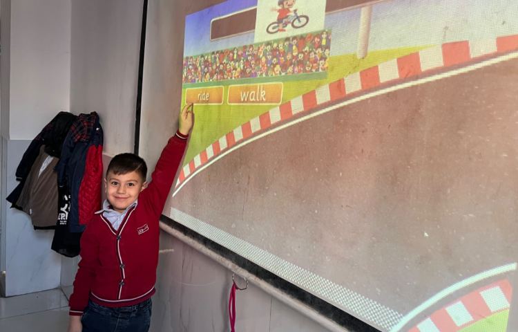 تمرین افعال حرکتی با بازی-زنگ Science 1