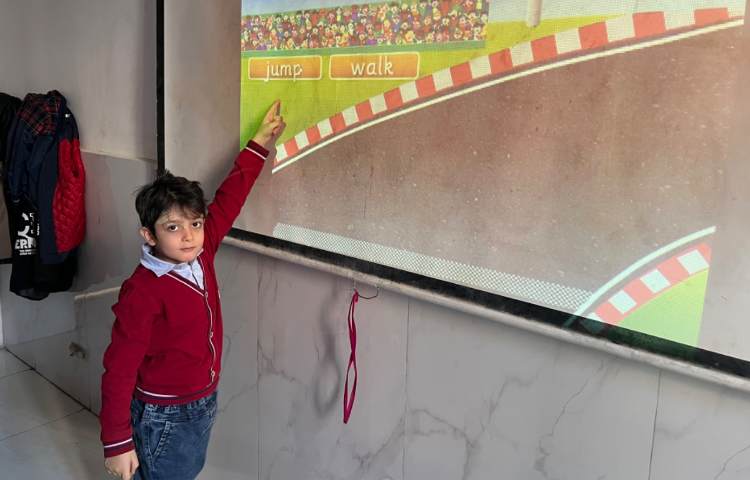 تمرین افعال حرکتی با بازی-زنگ Science 2