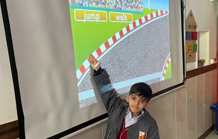 تمرین افعال حرکتی با بازی-زنگ Science 3