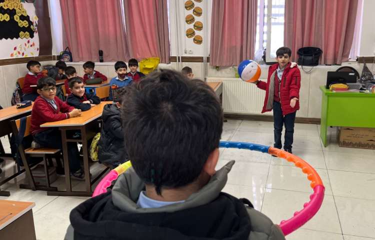 تمرین افعال حرکتی با بازی در زنگ Science 1