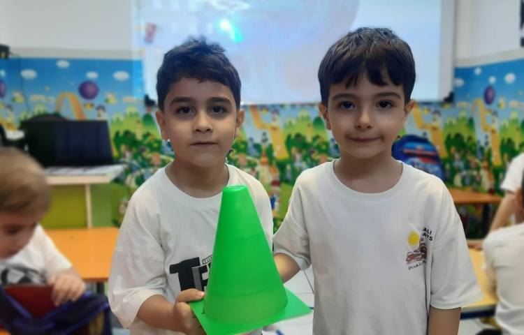 تمرین Action Verb با بازی 3