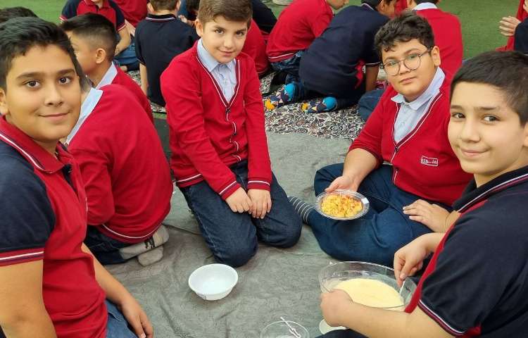 تمرین There is/There are با درست کردن کیک 3