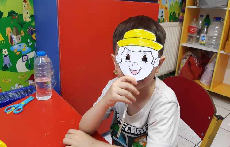 تمرین Greetings با ماسک 6