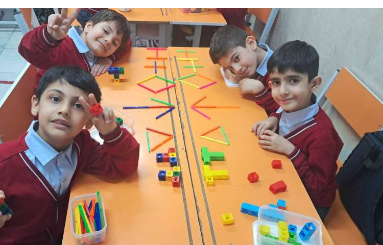 تمرین تقارن با چینه و چوب خط 4