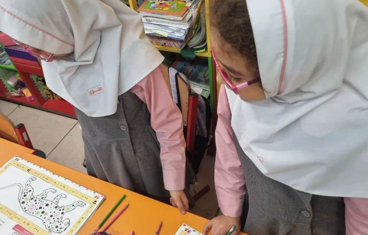 تمرین جمع و تفریق از طریق بازی هدفمند در کلاس ریاضی به زبان انگلیسی 3