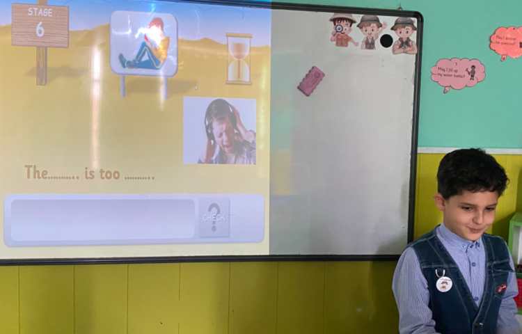 تمرین جملات مربوط به ""u-e" همراه با بازی کامل کردن جملات 2