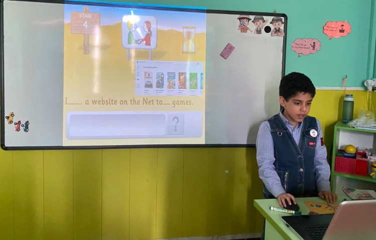 تمرین جملات مربوط به ""u-e" همراه با بازی کامل کردن جملات 6