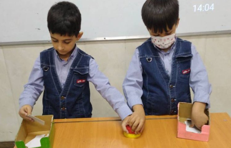 تمرین جملات مربوط به living things و non living things 2