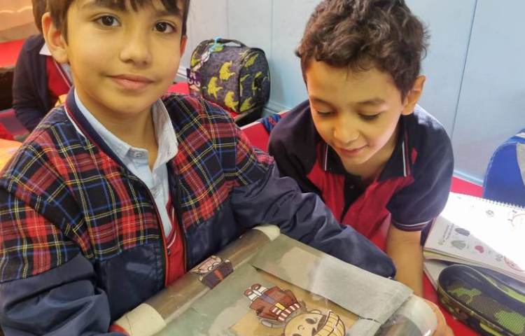 تمرین جمله سازی با استفاده از تصویر لباس های مختلف 1