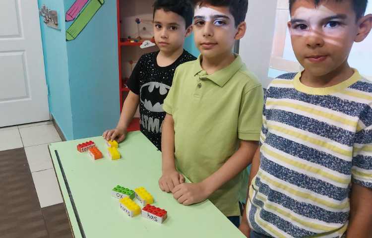 تمرین جمله سازی با استفاده از لگو 3