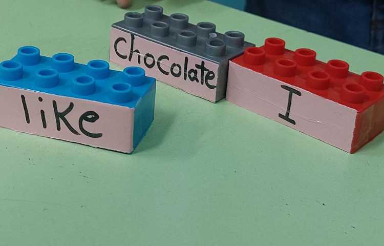 تمرین جمله سازی با استفاده از لگو 4