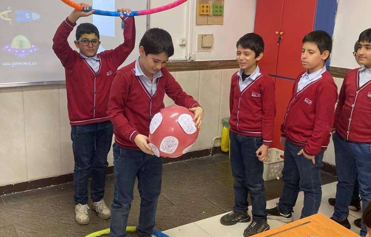 تمرین جمله‌سازی با افعالِ زمان گذشته-زنگ زبان عمومی 4