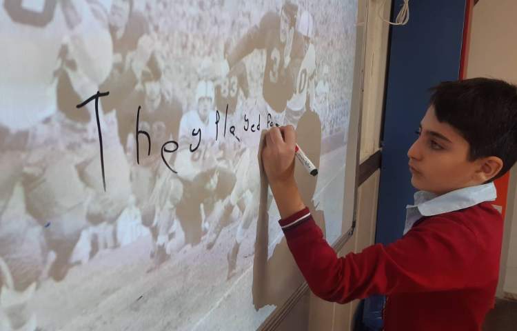 تمرین جمله‌سازی با افعال زمان گذشته-زنگ زبان عمومی