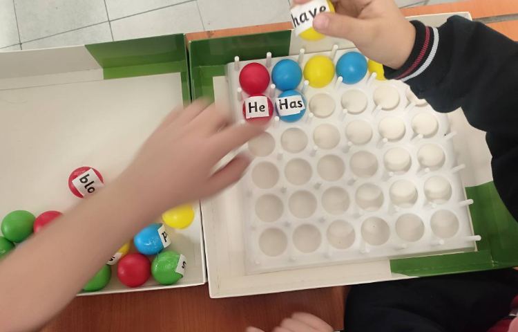 تمرین جمله سازی با انجام بازی خلاقانه در زنگ General English 2