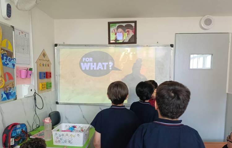 تمرین جمله سازی با انجام بازی خلاقانه