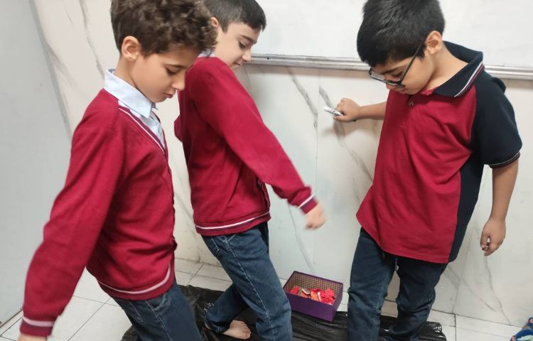 تمرین جمله سازی با انجام بازی هیجان انگیز 2