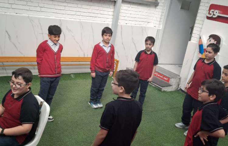 تمرین جمله سازی با انجام بازی گروهی